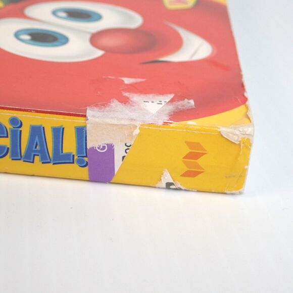 Veggie Tales Book (working) + Bounce 'N Talk Laura Carrot (not working) - Picture 11 of 12